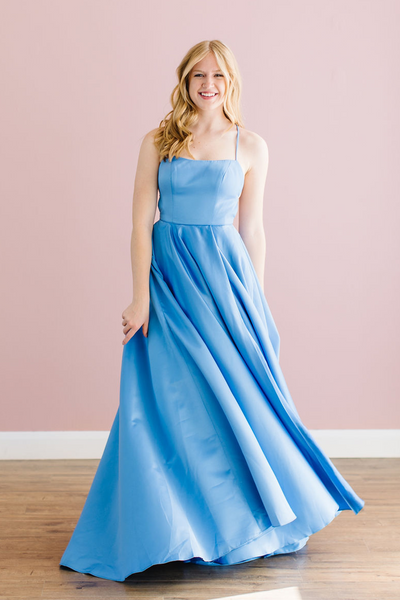 Belladona – Ypsilon Dresses