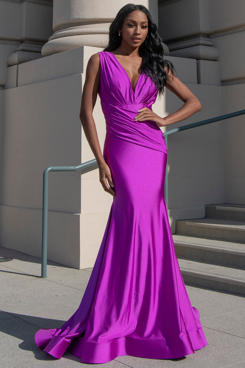 This beautiful stretchy gown features a draping waistband with a long train and open v-back. Pair this dress with sophisticated accessories to complete the look at your next prom or formal event.   ACE&nbsp;370