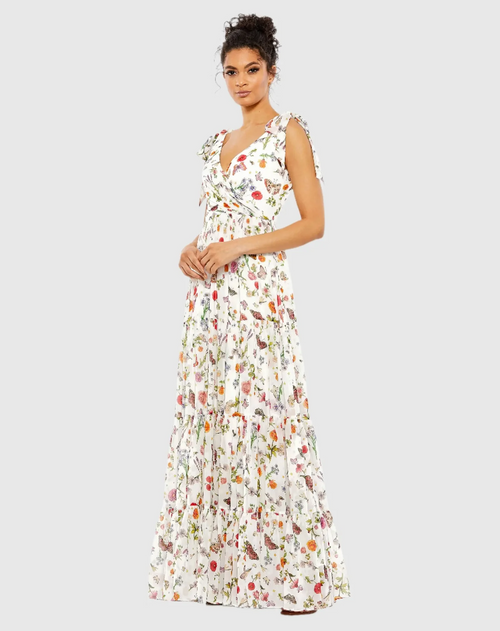 This dress features a butterfly-printed chiffon fabric, a&nbsp;V-neckline and a faux wrap bodice detail. This is a unique dress and could be ideal for your next prom or formal event.

Mac Duggal 70198