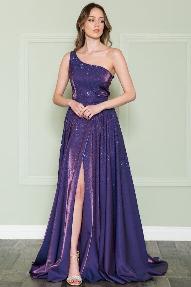 Kemly features a one-shoulder design with thick waistband and high slit. This fun iridescent fabric would make for the perfect prom dress.   PY 8920