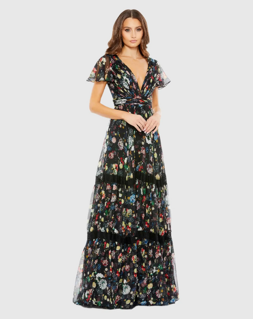 This floral print pleated wrap butterfly sleeve maxi dress features a floral print and flattering pleats, with a V-neckline and a cap sleeve. Style this dress to make it your own at your next prom or formal event.

Mac Duggal 67934