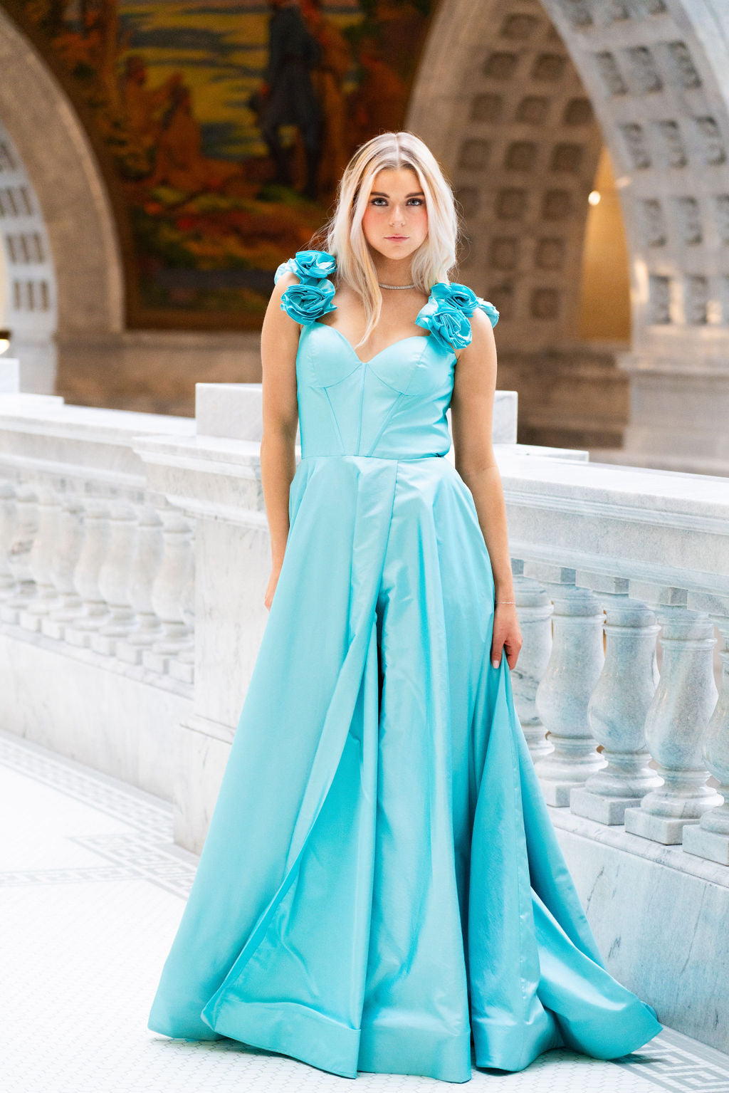 Ruzanna – Ypsilon Dresses