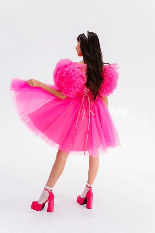 This cocktail dress features soft tulle fabric, fully boned corset and built-in pads, a pleated bodice, mini layered skirt, puffy ruffled sleeves, and a lace-up back. This is a playful choice for your next homecoming or formal event.

AG 11007