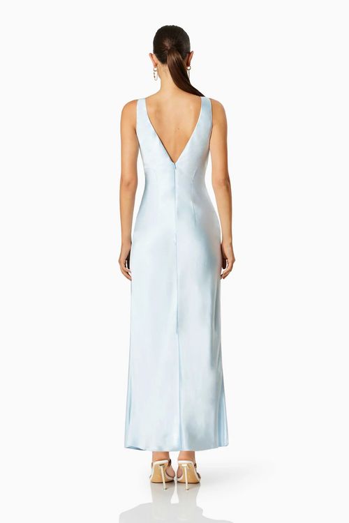 This midi slip dress features a plunge neckline with a gathered front, gold hardware and luxe satin fabrication. This dress is effortless and could be perfect for your next homecoming, or formal event.   ELT EC8052421