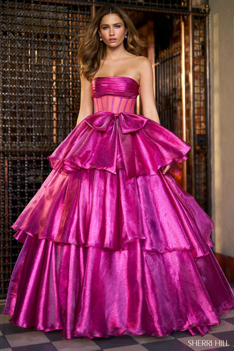 Kisely – Ypsilon Dresses