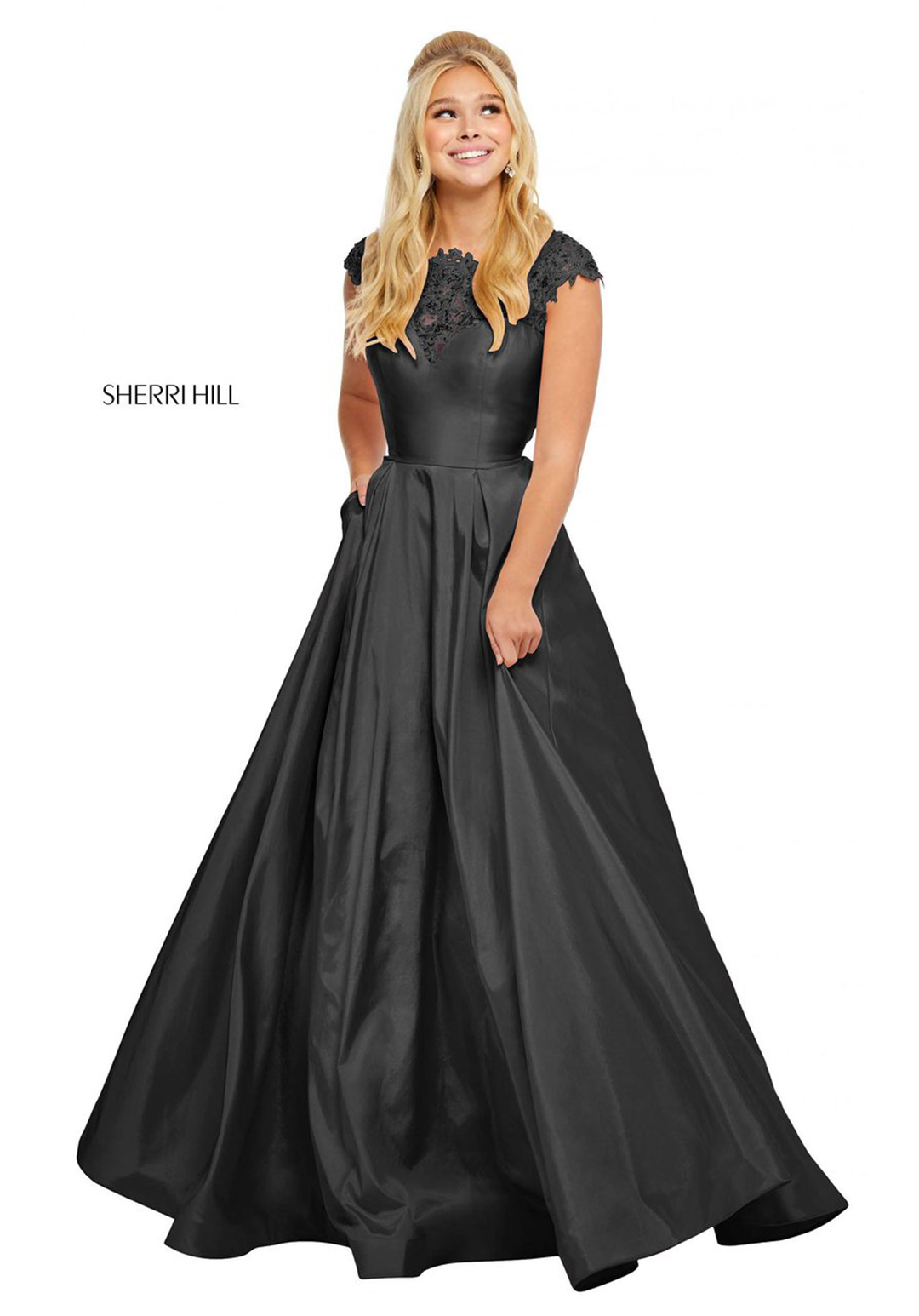 Callie – Ypsilon Dresses