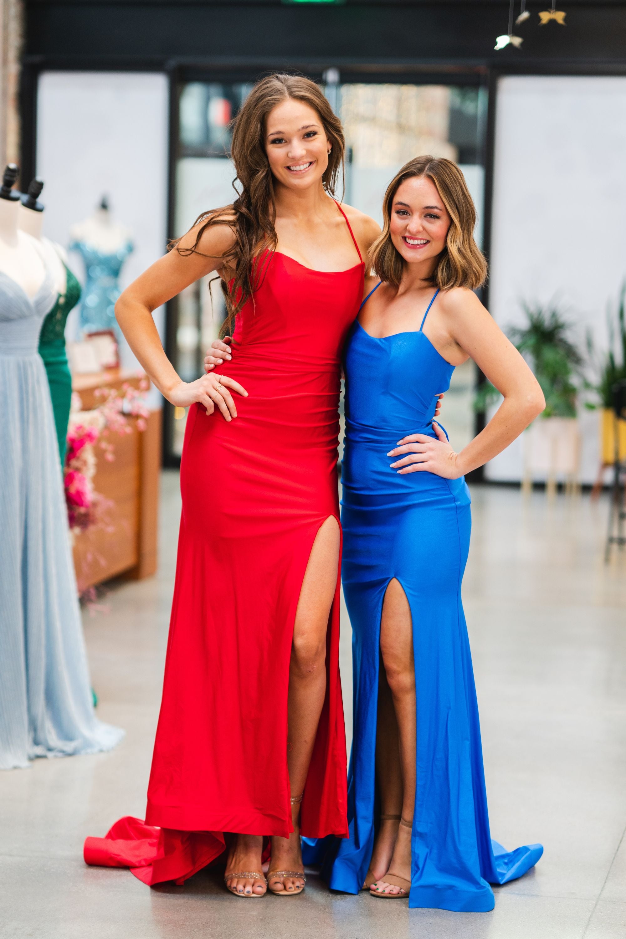 Evynn – Ypsilon Dresses